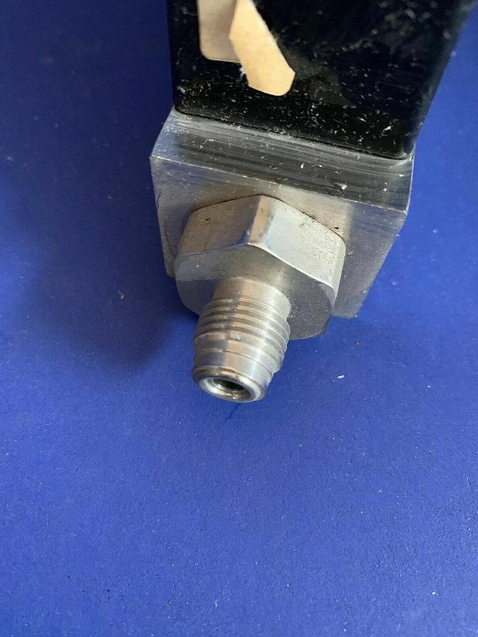 Used Unit UFC-2020A Mass Flow Controller, N2, 30 SLM, 1/2" MVCR, Used
