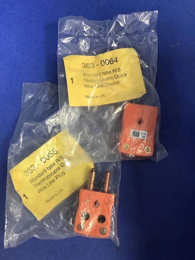 Used IEC RS Type R/S Thermocouple Quick Wire Line Plug and Socket - Lot of 11 pieces,