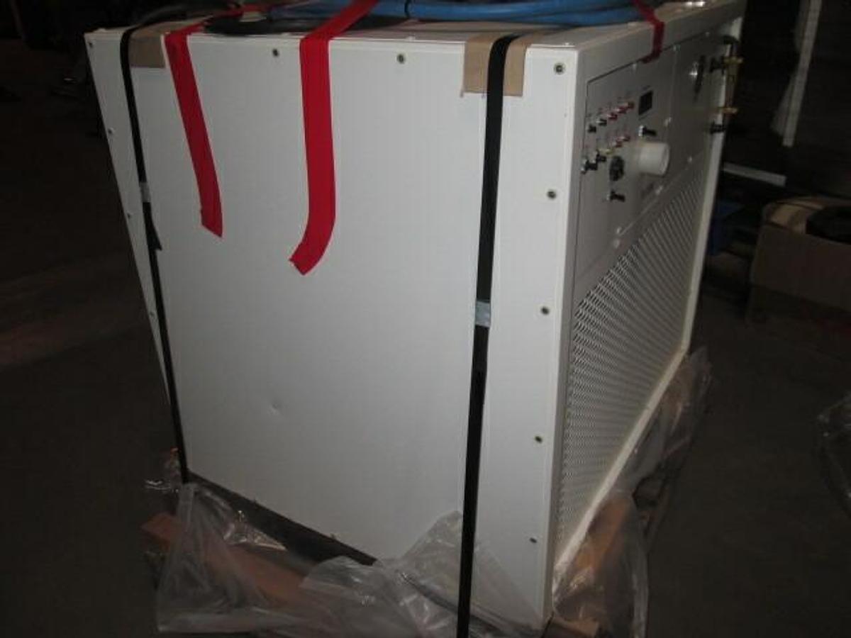 Used Bay Voltex HT 2450 AC Chiller, used, 24000 BTU 208v 1 ph, 30 amp