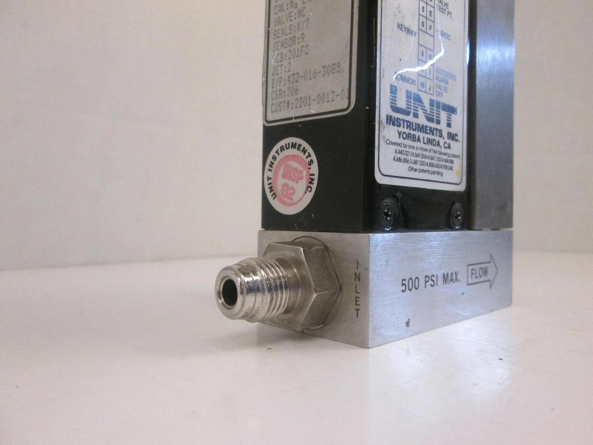 Used Unit UFC-1100A Mass Flow Controller MFC HCL 200 SCCM