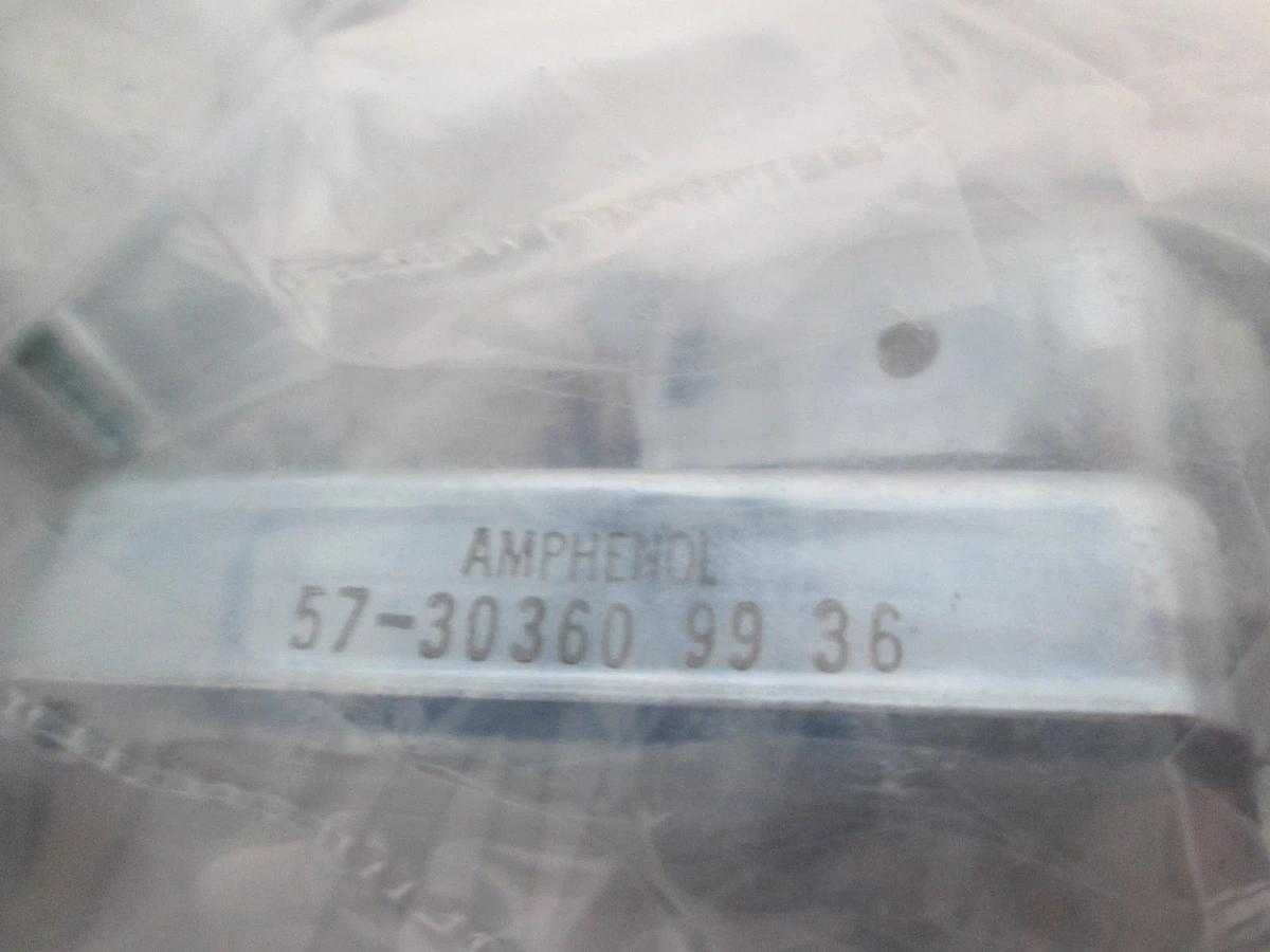 Amphenol, 57-30360 99 36, New, Lot of 10
