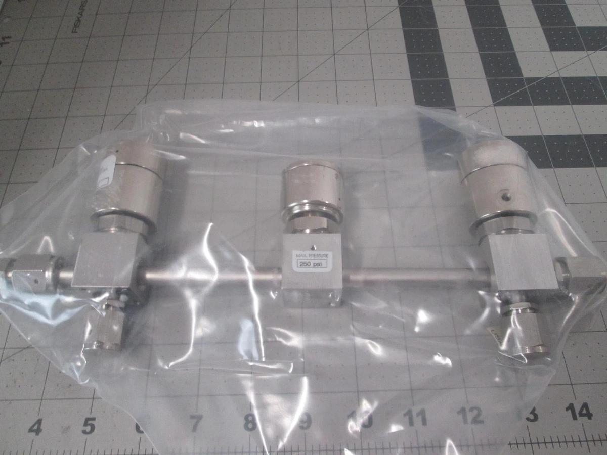 APTech, AP3550/3580SM, 3 Valve Manifold Assy, New