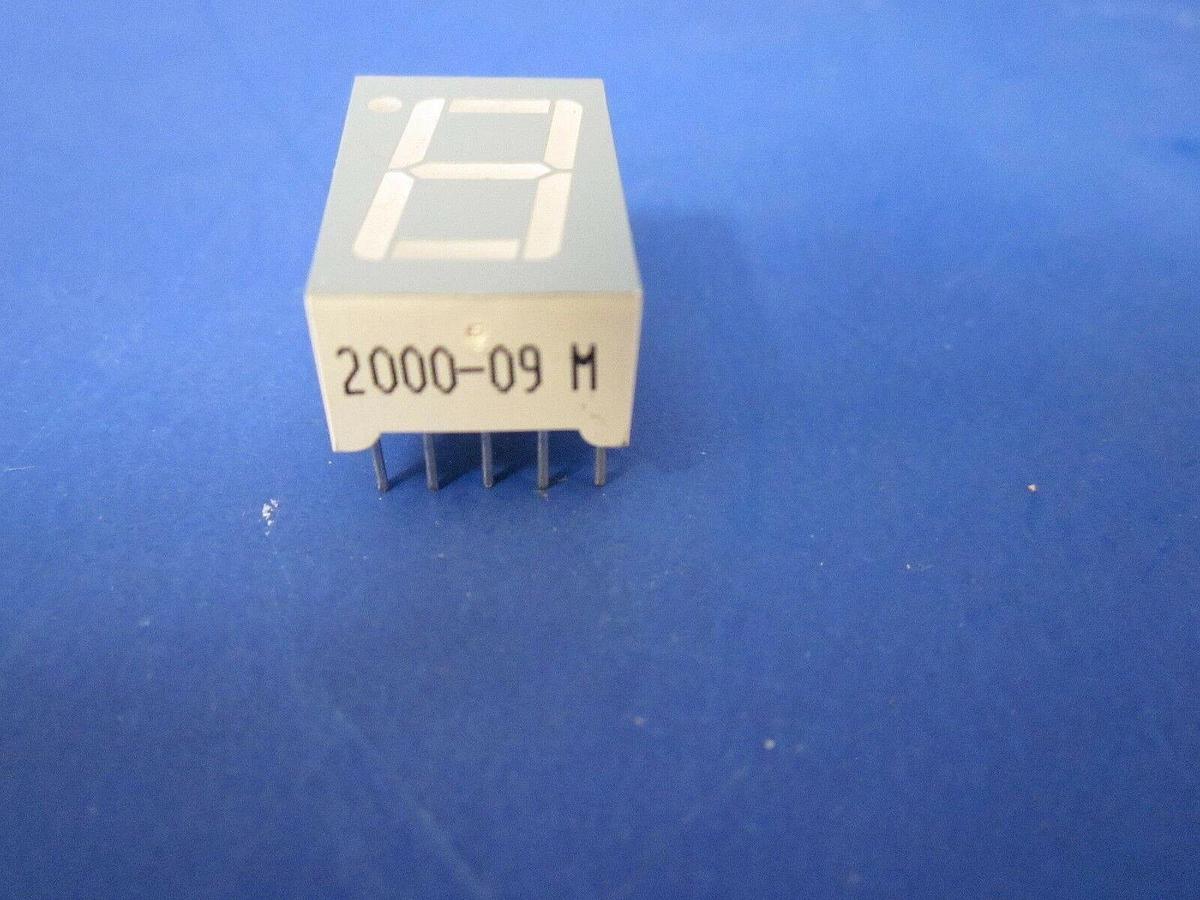 SunLed DUR14A Single Digit Numeric Display, 14.2mm/0.56 Character, Lot of 40