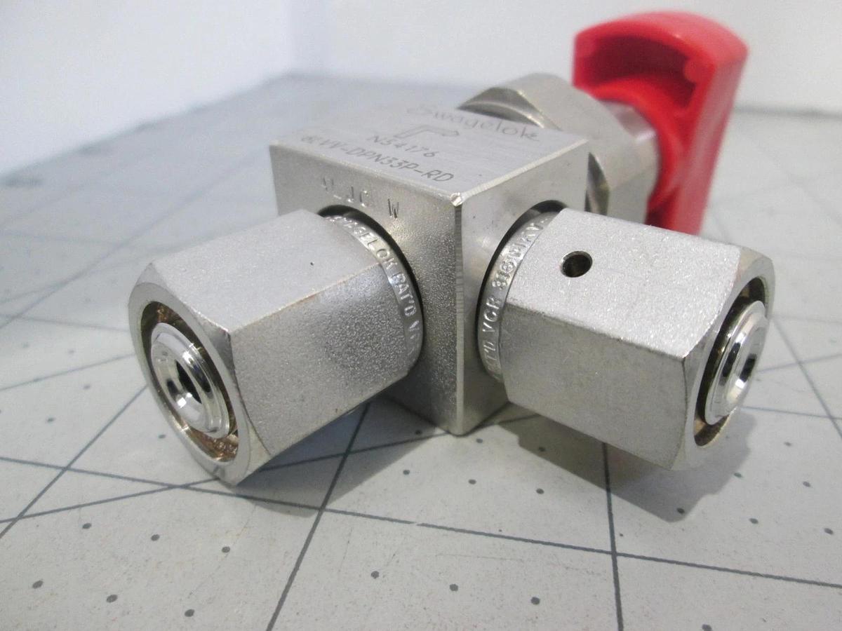 Used Swagelok, 6LVV-DPN33P-RD, Manual Actuation Shutoff Diaphragm Valve, Used