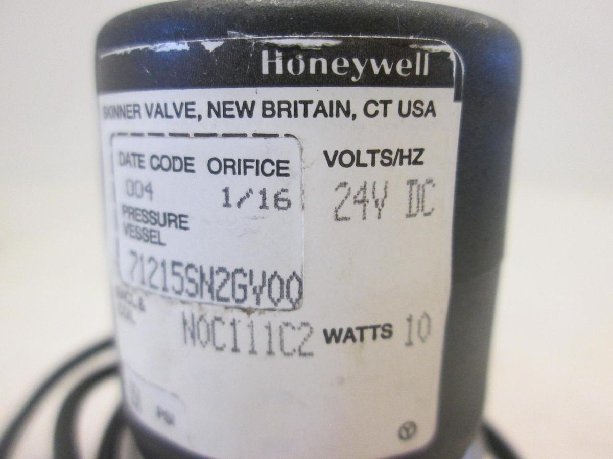 Used Skinner, Solenoid Valve, 7C111C2 44 1SHF7, 1/16 Orifice, 350 PSI, 24V, Used