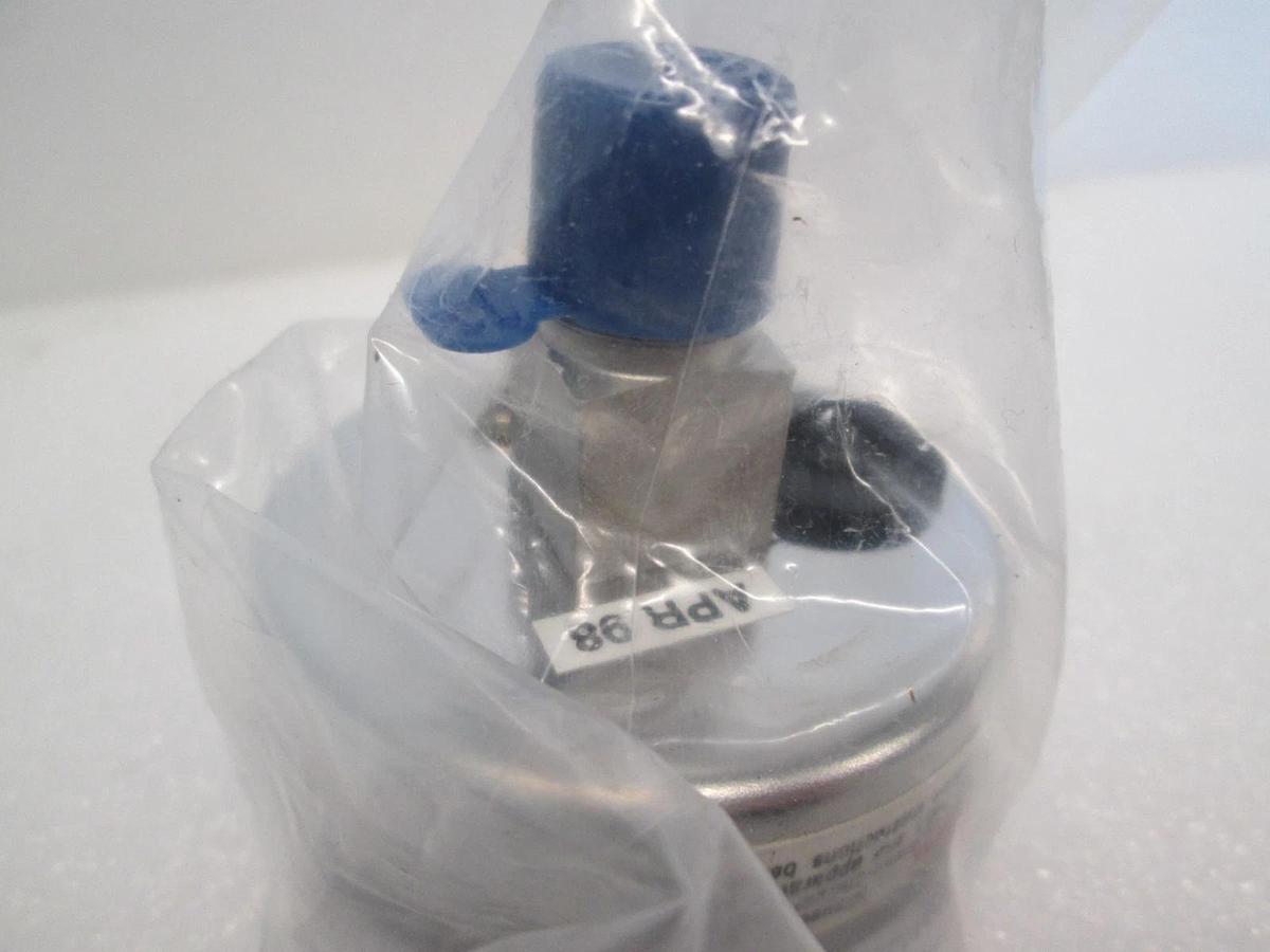 Millipore, 0-15 PSI, 01-3135 Pressure Gauge, Back Mount, New