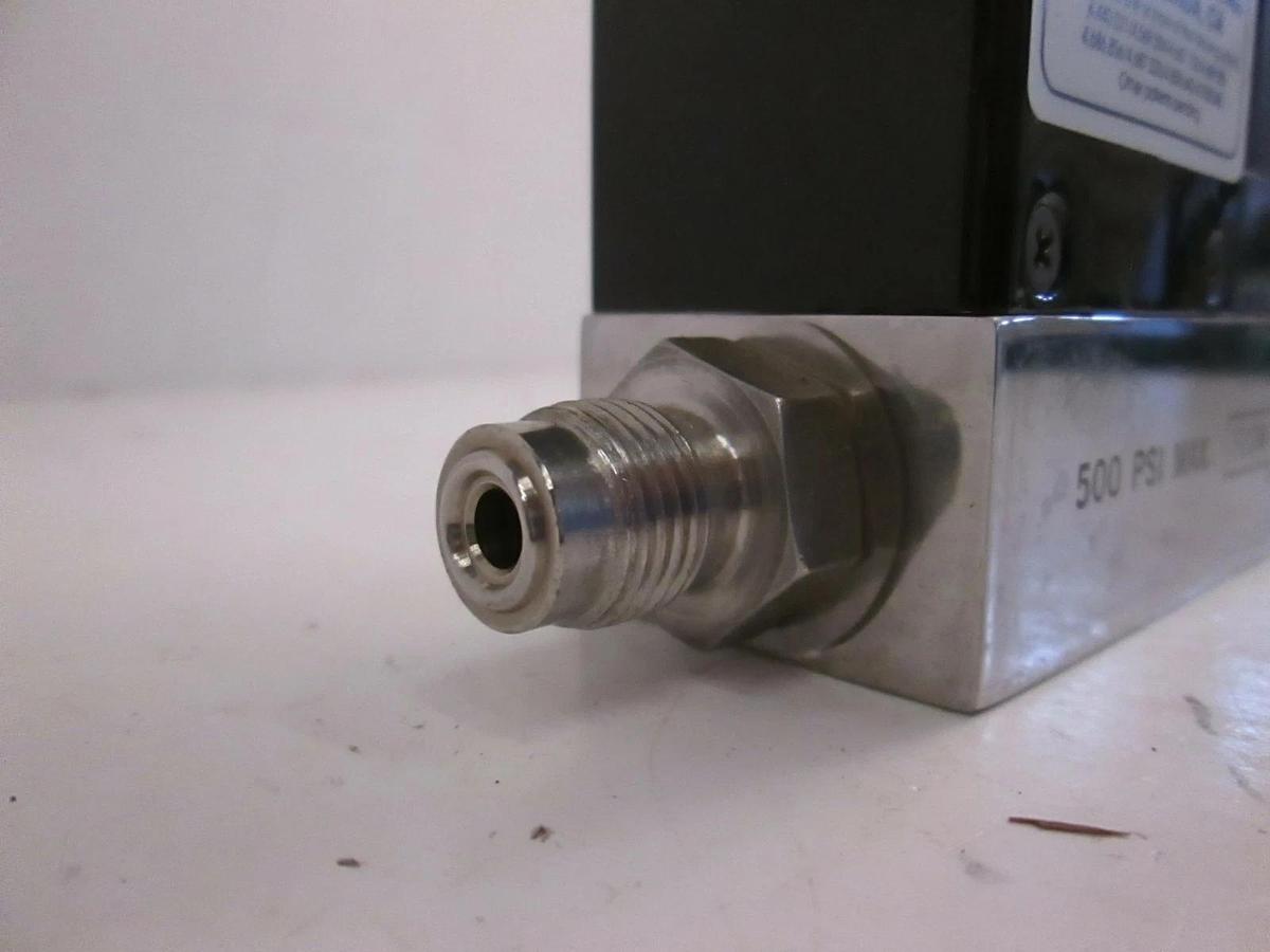 Used Unit UFC-1020A Mass Flow Controller MFC, O2, 400 SCCM