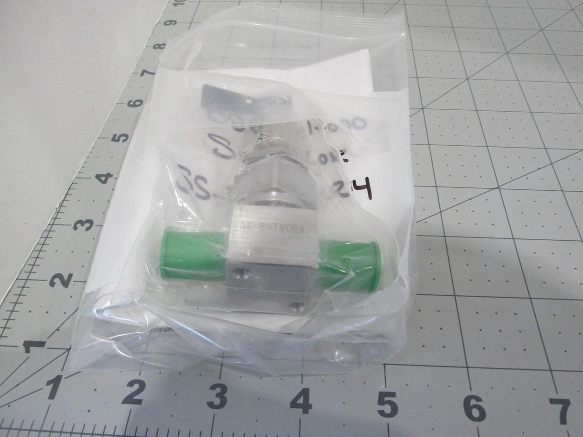 Swagelok, SS-BNTVCR4, Manual Valve, New