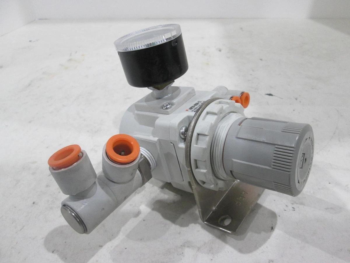 Used SMC, ARP30-N03H-Z1, Regulator Assy w/ 0-.2MPa Gauge and Bracket, Used