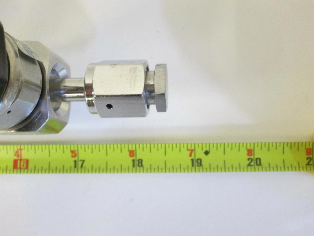 Used Veriflo 959 Regulator Gas Stick Assy w/ 944I Valve, Display Sensor