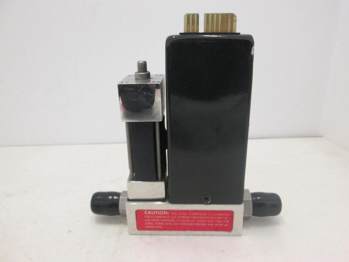 Used Unit UFC-1000, Mass Flow Controller MFC, SiH4, 5 SLM, Used