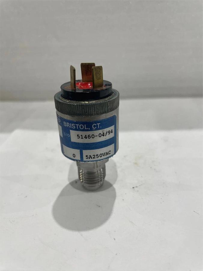 Used Whitman Controls Corp, W117V-3H-K52TB-X, Vacuum Switch, Used
