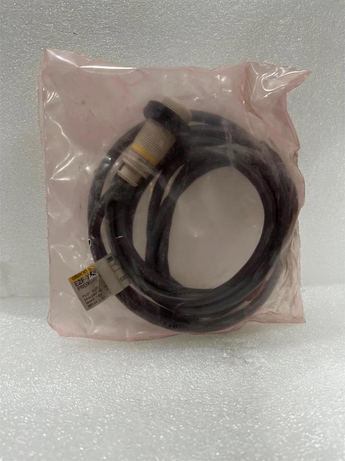 Omron, E2F-X5Y1-US, Proximity Sensor, New