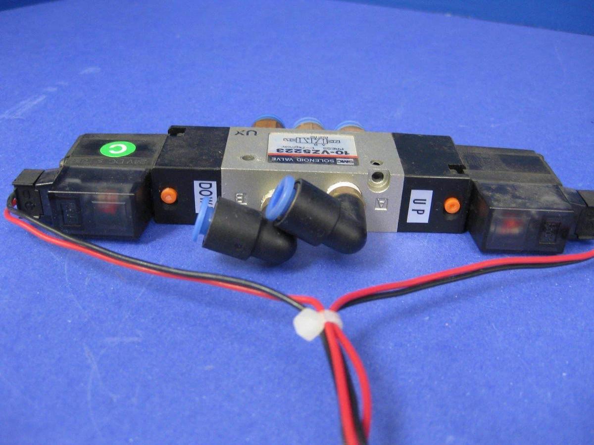 Used SMC 5 Port Solenoid Valve 10-VZ5223
