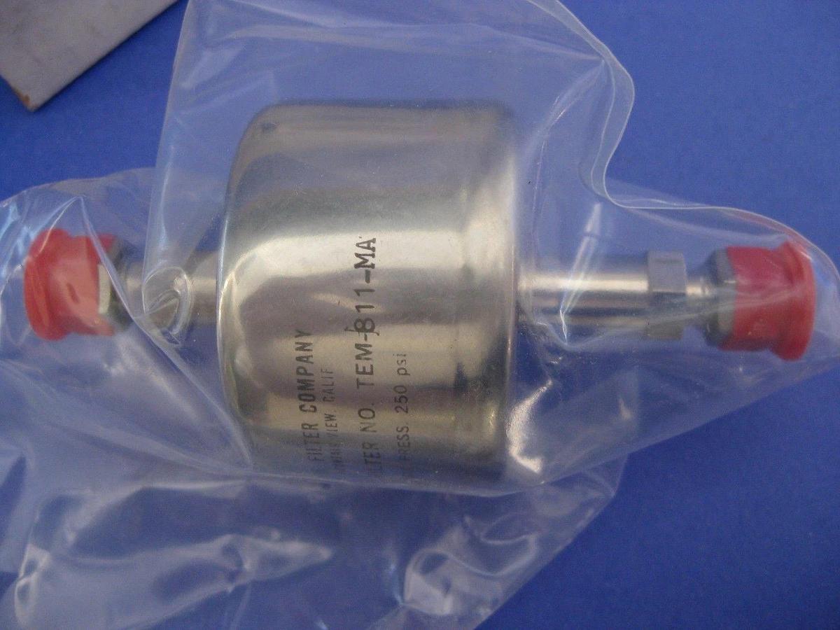 Used T.E.M. TEM-811-MA 800 Series Gas Filter, Teflon Membrane, 1/4" Compression, NIB