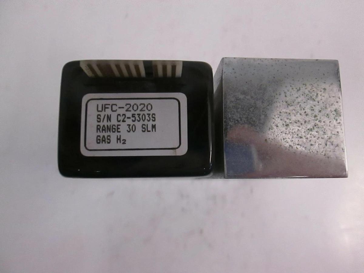Used Unit UFC-2020 Mass Flow Controller, H2, 30 SLM, 1/4" MVCR, Used