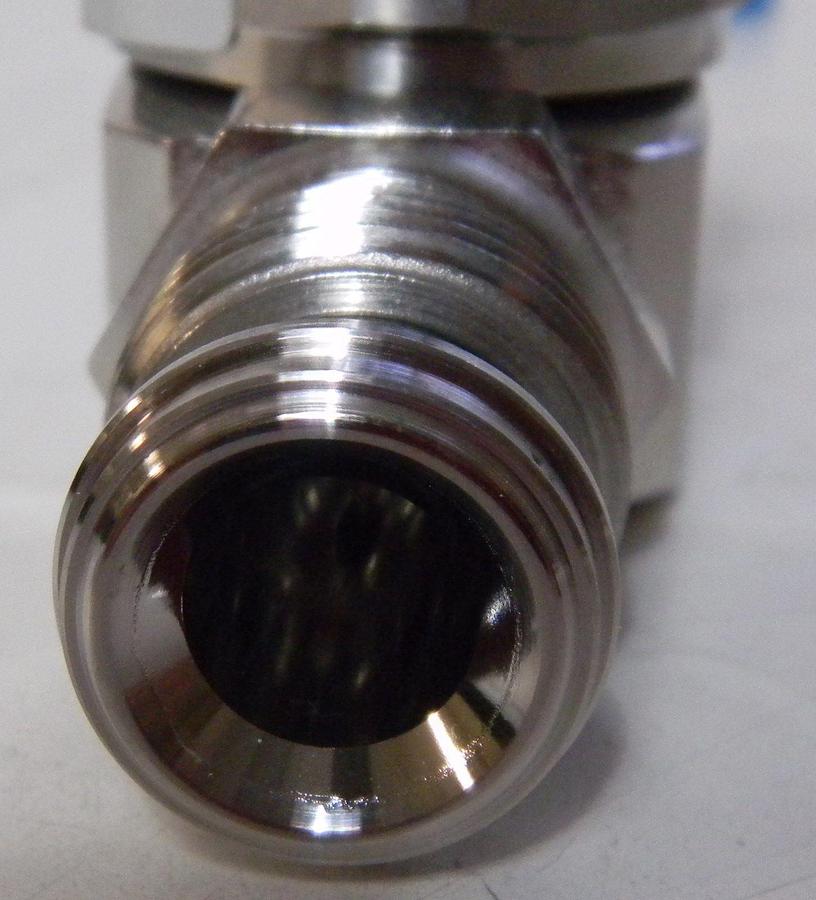 Used Veriflo Parker 955ISFS8FM Valve, 4 1/4" Face to Face, 1/2" MVCR/FVCR, Used