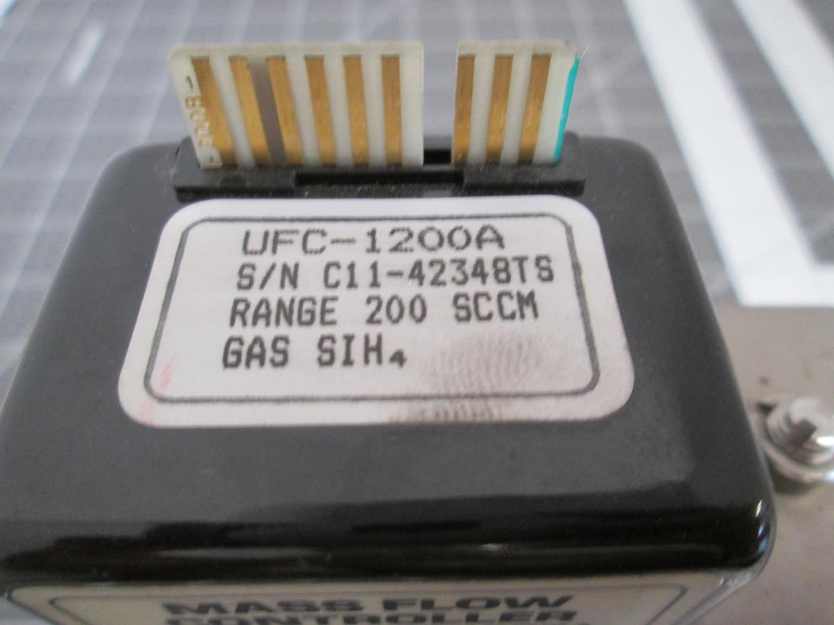 Used UNIT Instruments, UFC-1200A 200 SCCM SiH4 Mass Flow Controller 
