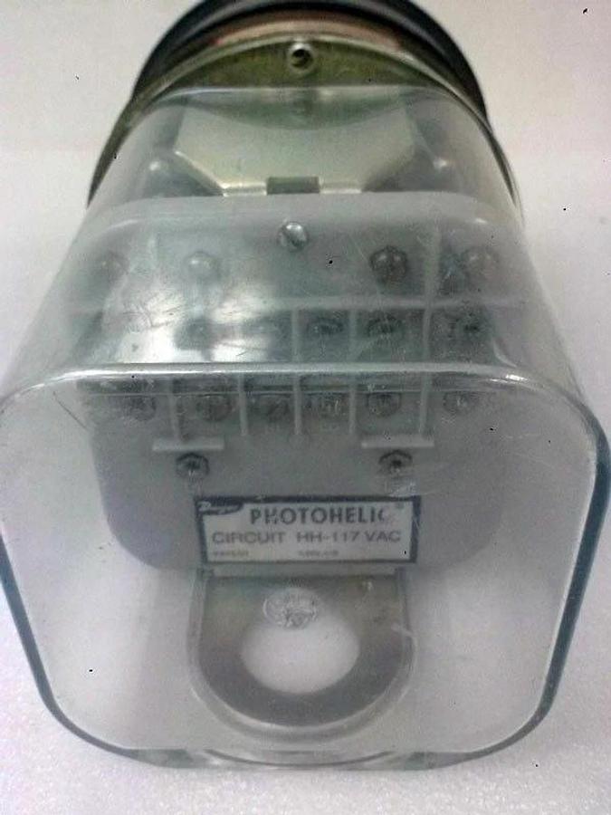 Used Dwyer 3003C Photohelic Gauge 0 to 3 inch, Used