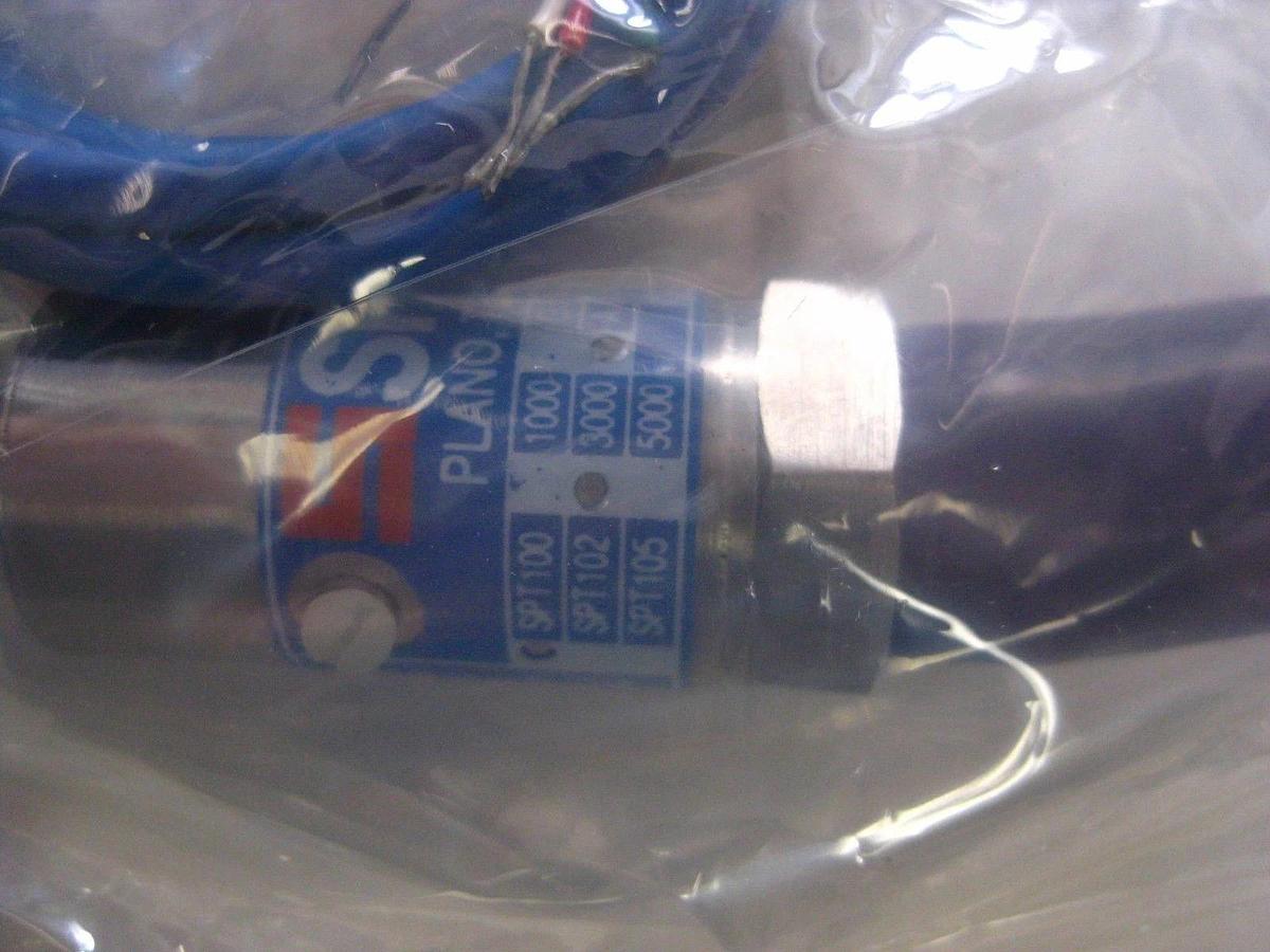 Used Span Instruments SPT100 Series Transducer, 3000 PSIG, 1/4" VCR, Lead Wires, NIB
