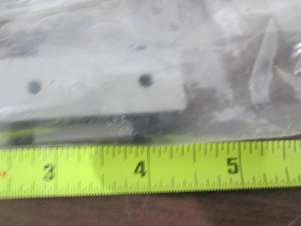 Used THK, RSR9WVMUU+110LM, Linear Guide Rail w/ Block, New