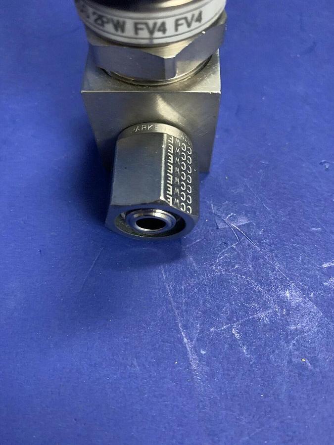 Used APTech AP3625SM 2PW FV4 FV4 Manual Diaphragm Valve, 1/4" FVCR, Used