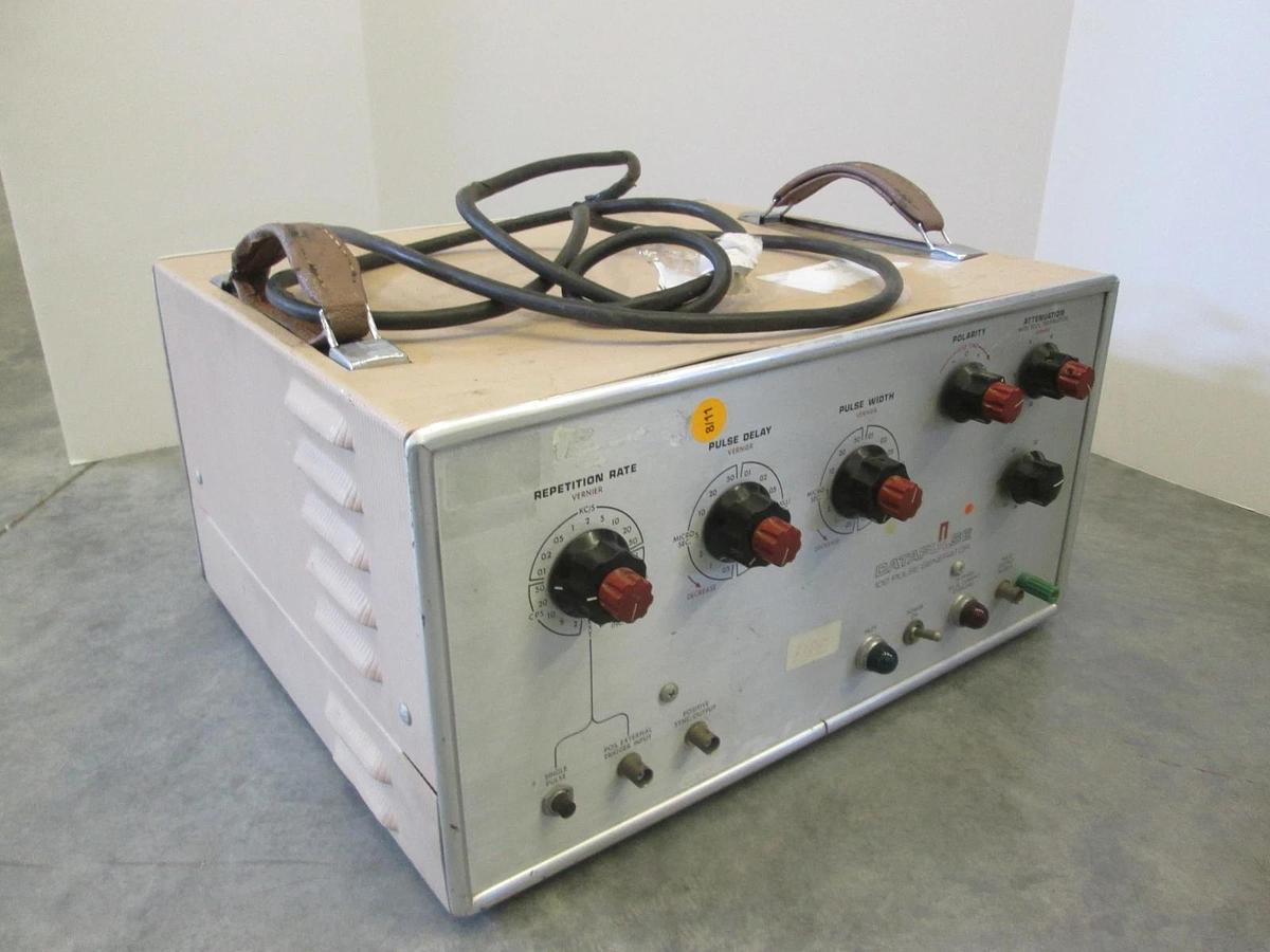 Used DataPulse, 102 Pulse Generator, 37000-011, 115VAC, Used