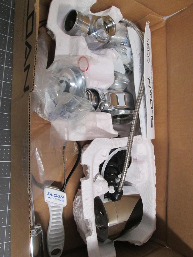 Sloan, 186-0.5, ECOS Flushometer 0.5 GPF 1.9 LPF Chrome Hardware NIB