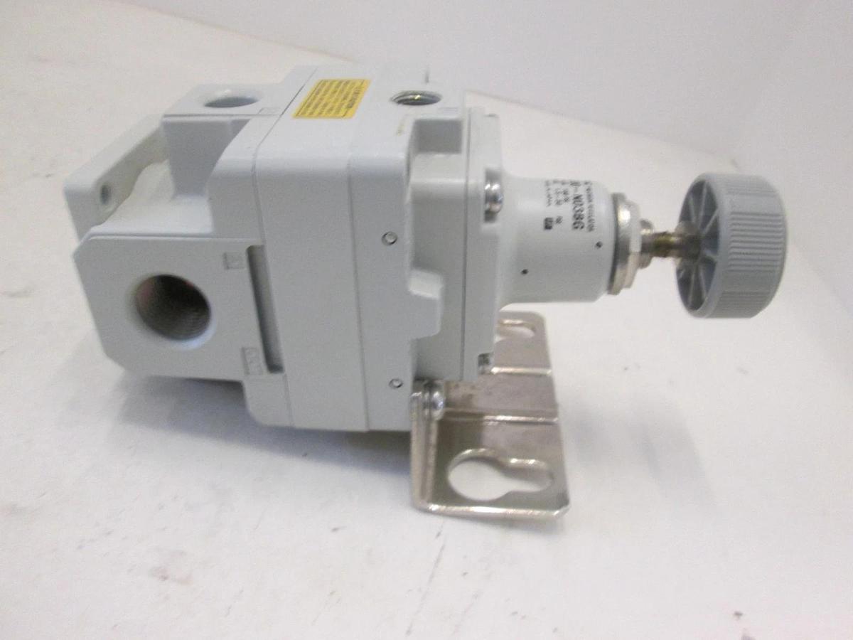 SMC, IR3000-N03BG, REGULATOR,PRECISION, 0-30PSI, New