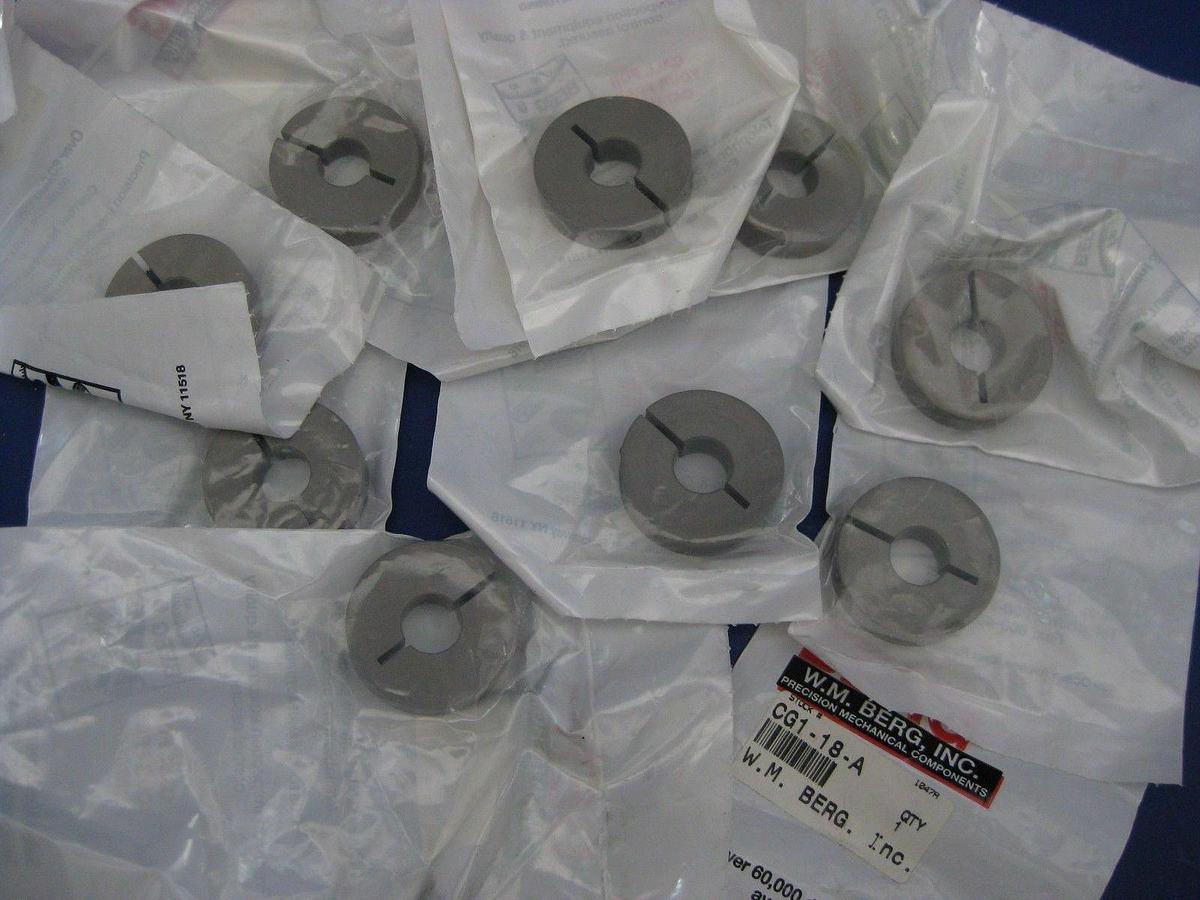 W.M. BERG CG1-18-A Split Hub Clamp, Aluminum, 0.437 Bore, Lot of 5 NEW