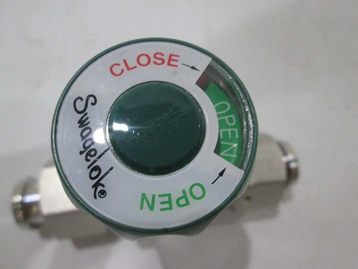 Swagelok, 6LV-DFFR8-P-GR, Manual Diaphragm Valve, New