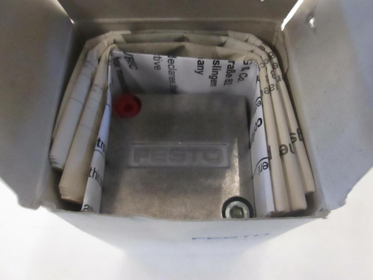 Used Festo 3527 ZSB-1/8, Air Source Safety Start Valve, New