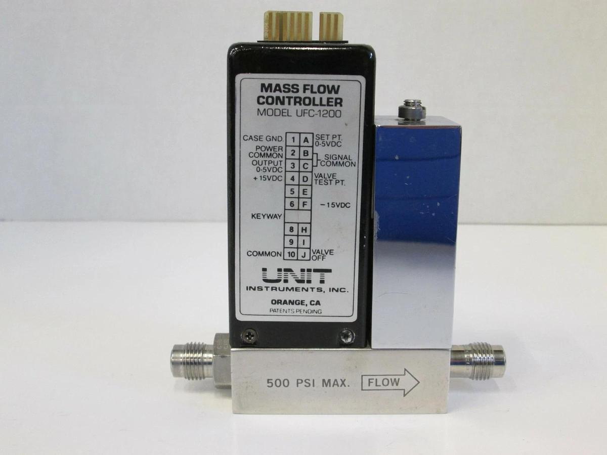 Used Unit UFC-1200 Mass Flow Controller MFC, N2, 2 SLPM, 1/4" Male