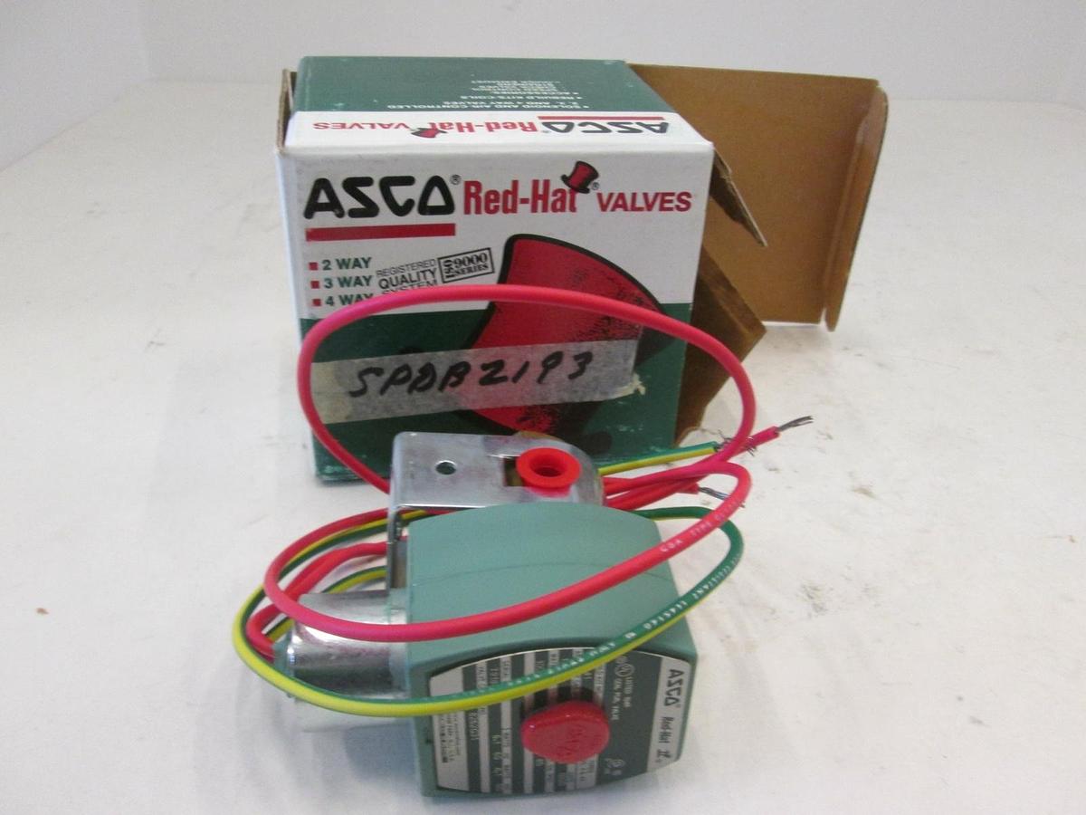 Asco Red Hat, Solenoid Valve 1/8" Pipe, 6.1 W, 8262G31, New