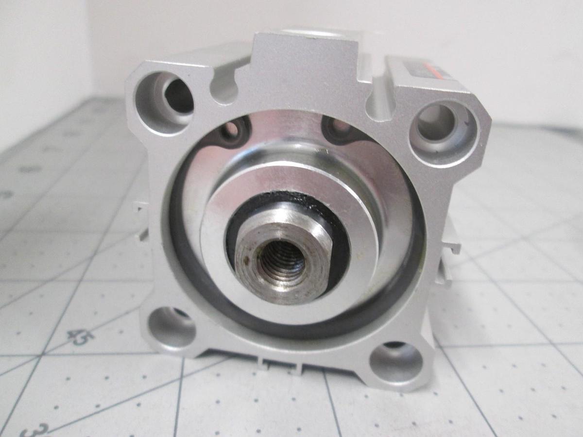 Used SMC, CDQ2KB40-10D, Pneumatic Cylinder, New