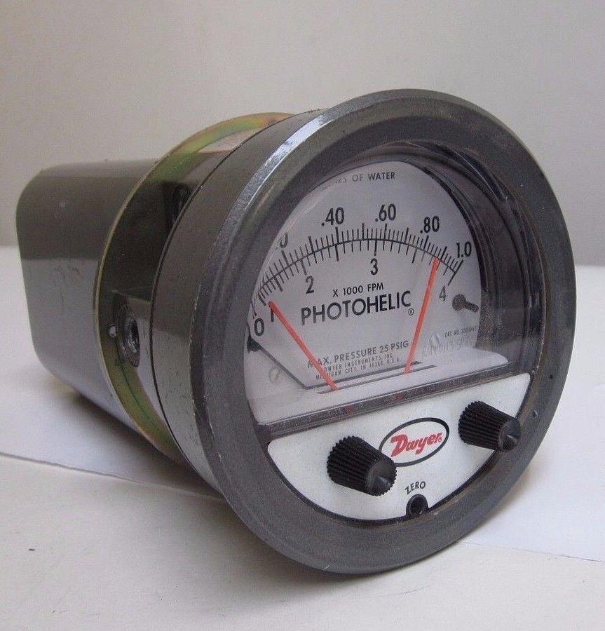 Used Dwyer 3001AVC Photohelic Gauge 0 to 1", Used