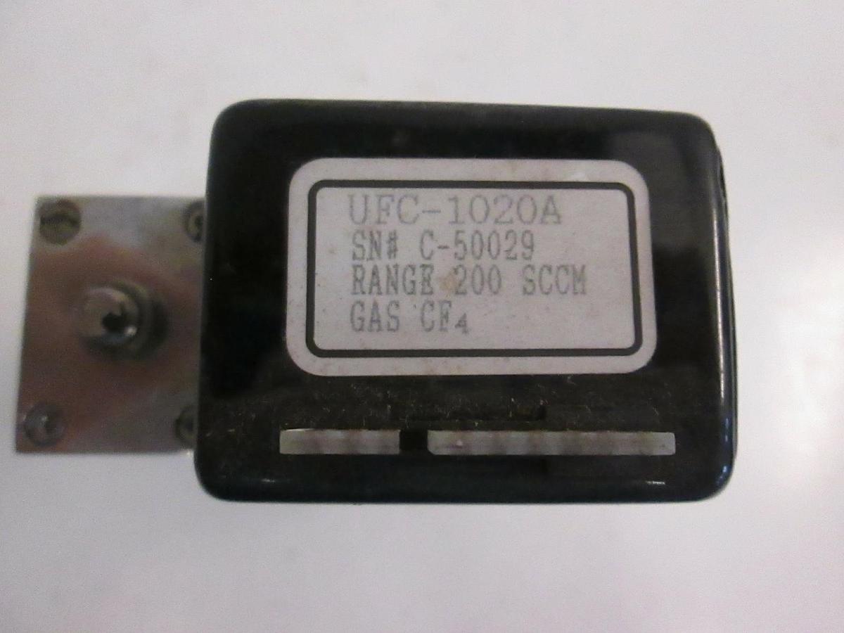 Used Unit UFC-1020A Mass Flow Controller MFC, CF4, 200 SCCM
