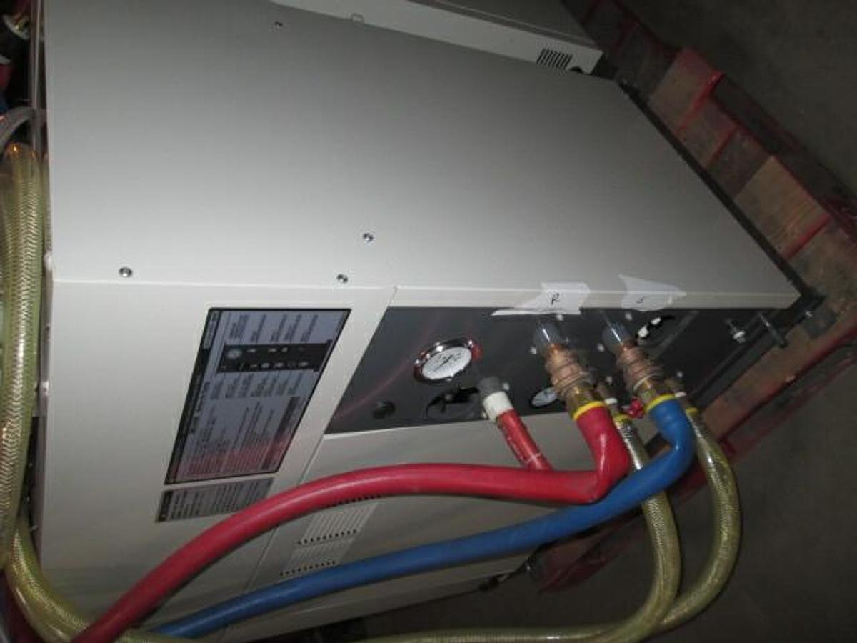 Used chiller 10.4kW Orion RKE2200B1-VW-G1-SP 220V 3-Phase DC Inverter Chiller