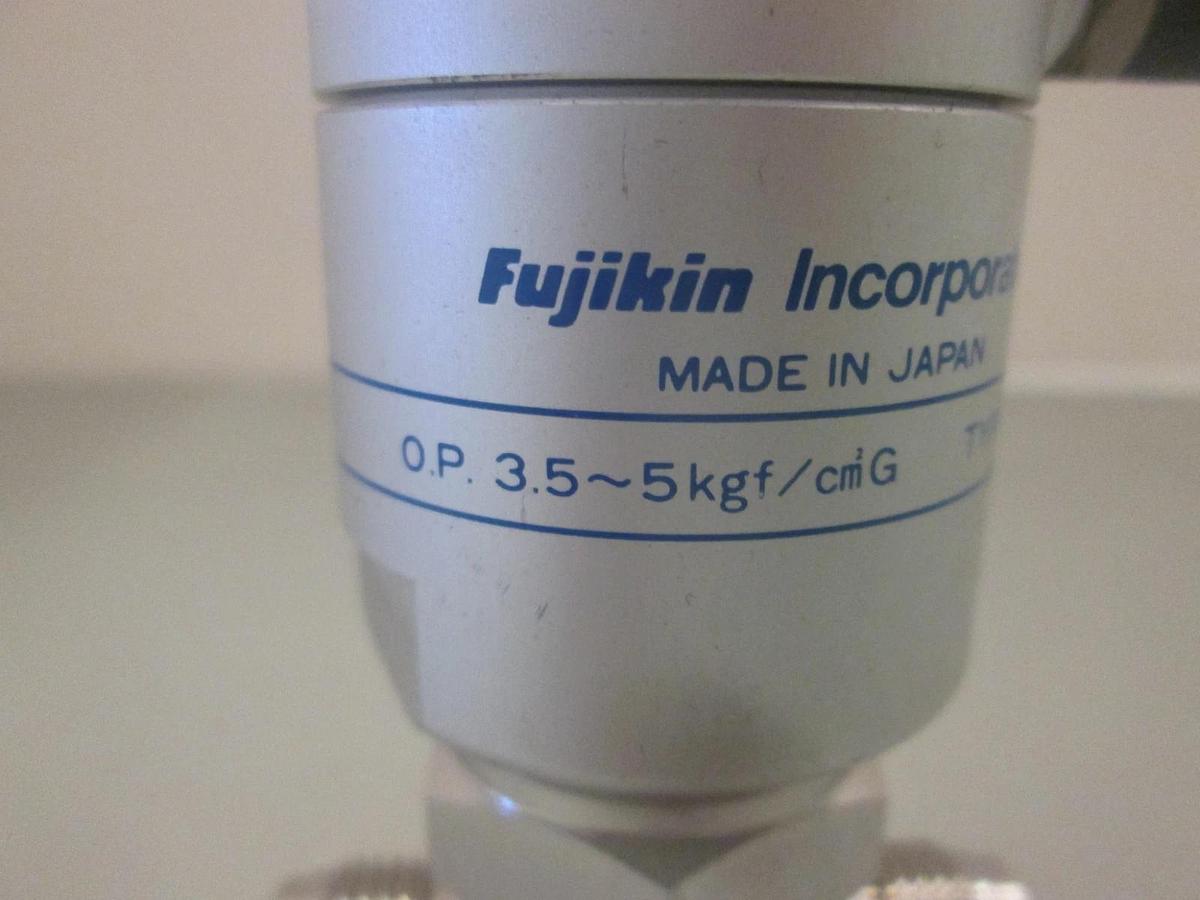Used Fujikin, 3.5-5kgf, N.O. Pneumatic Valve, 1/4", Used