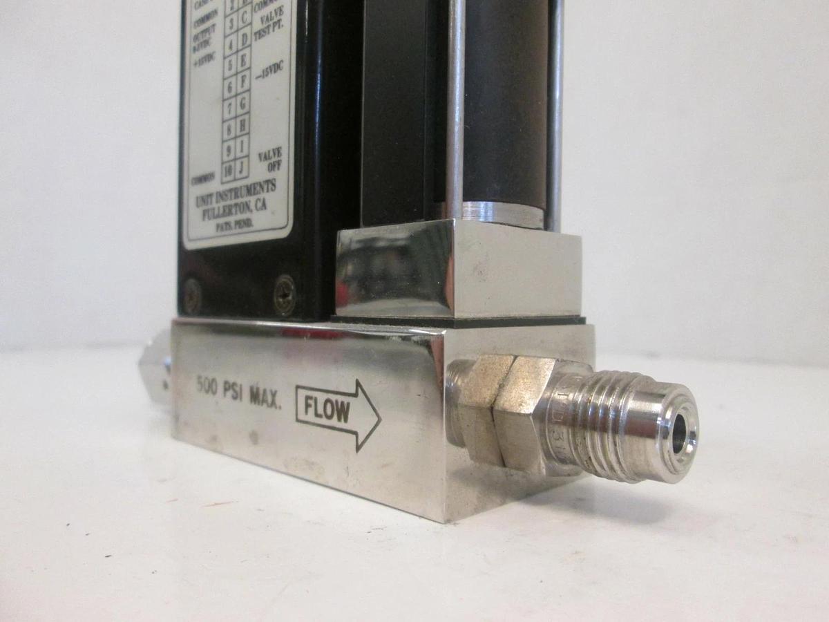 Used Unit UFC-1000, MFC, Mass Flow Controller, N2/H2, 500 SCCM, Used