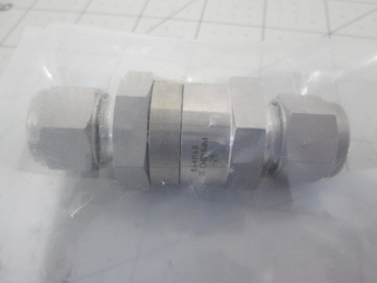 Used Swagelok, SS-CHS10MM-25, Check Valve, 25PSI, New