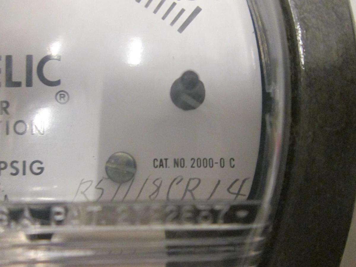 Used Dwyer, Magnehelic Pressure Gauge, 0-.5", 2000-0, Used