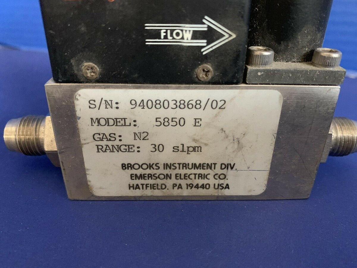 Used Brooks 5850E, Mass Flow Controller MFC, N2, 30 slpm, 1/4" MVCR, Used