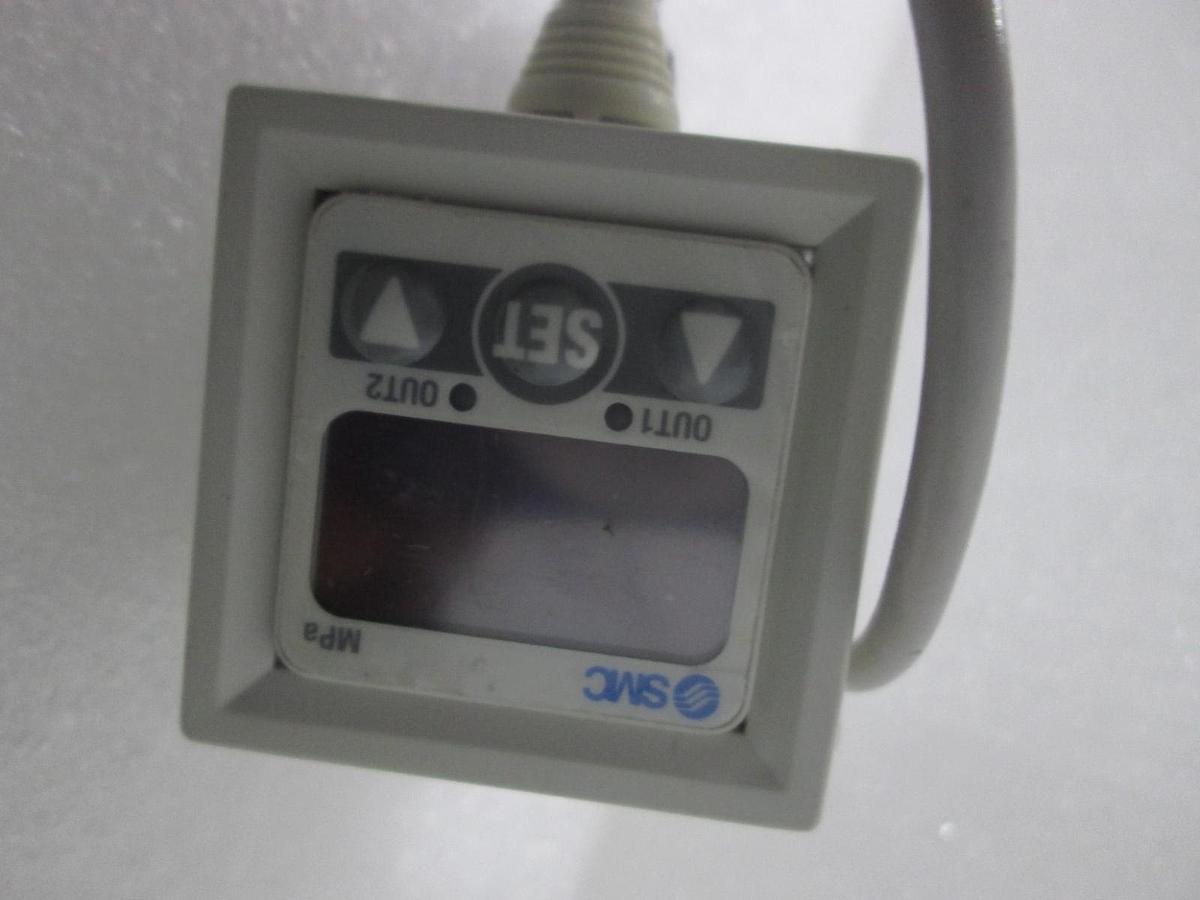 SMC, ISE40-T1-22L, Pressure Sensor, .100-1.000MPa, New