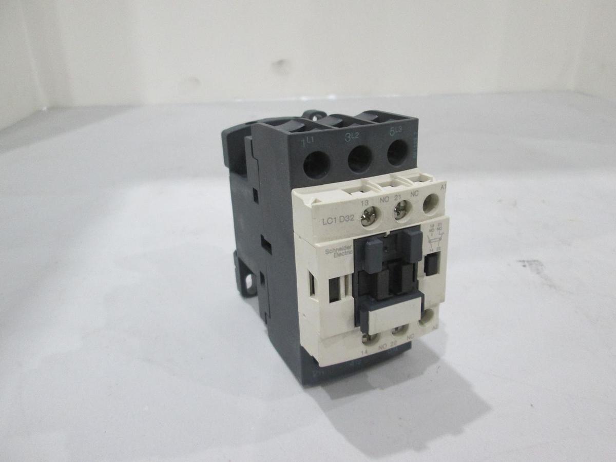 Used Schneider Electric, LC1 D32, TeSys Contactor, NWOB