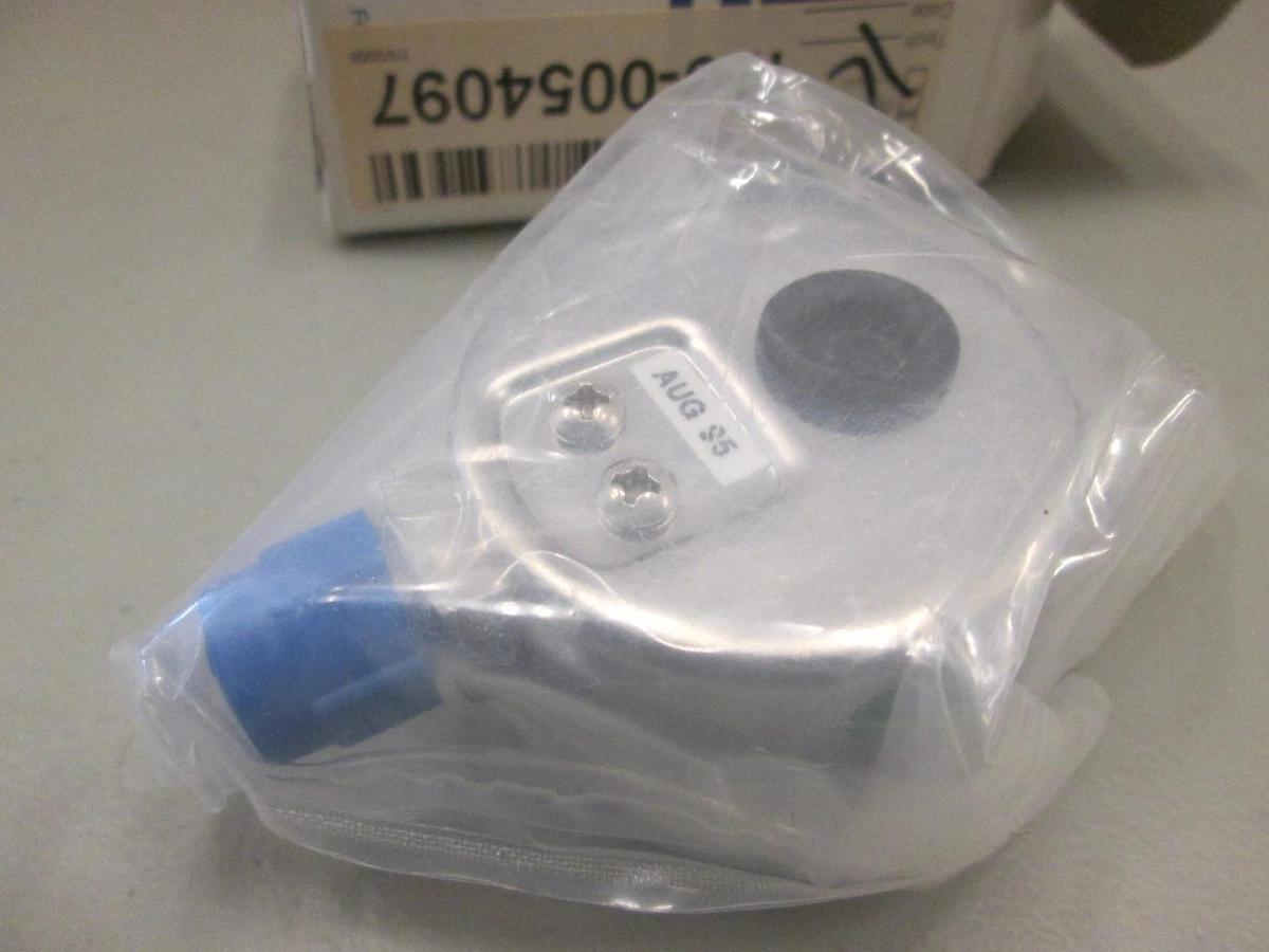 Used Span Instruments Cleanroom Gauge S122-1000, 2", 0-1000 psi, 1/4" MVCR