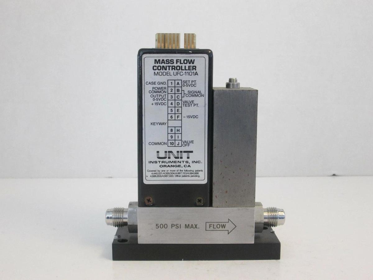 Used Unit UFC-1100A Mass Flow Controller MFC, N2, 500 SCCM
