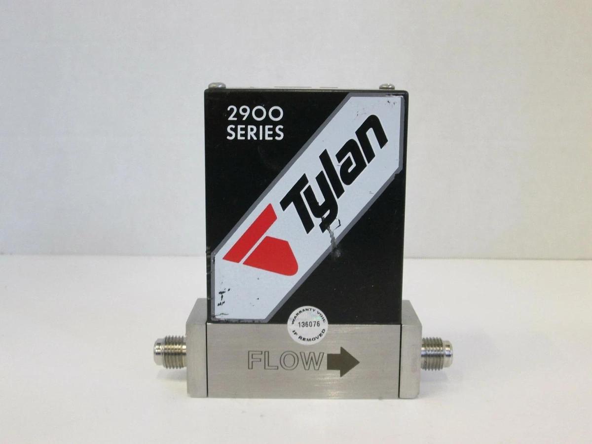 Used Tylan FC-2900M MFC Mass Flow Controller 50 SCCM, 1%PH3/AR