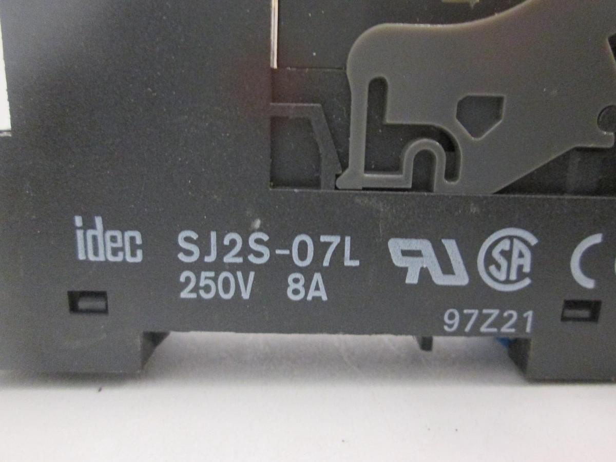 Used IDEC, RJ2S-CL-D24 Relay w/ SJ2S-07L Relay Socket, Used