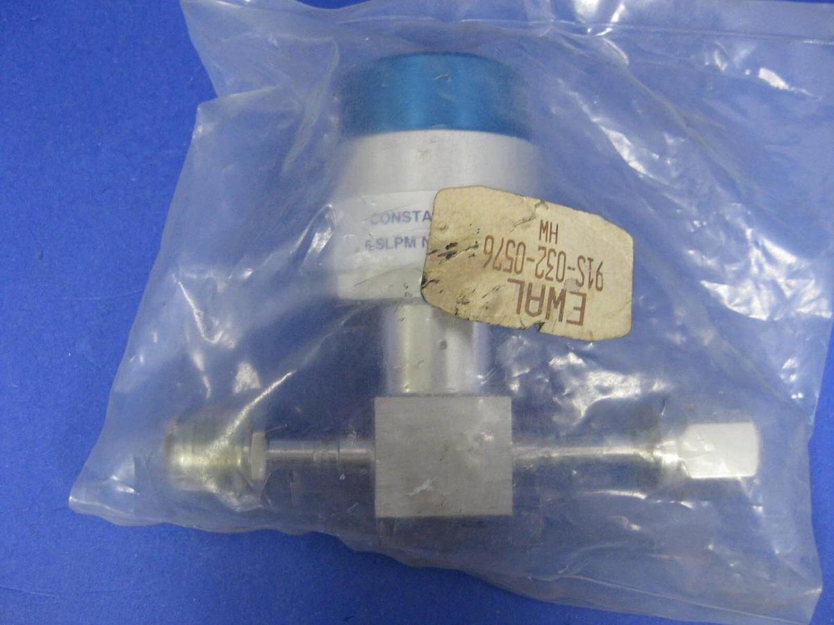 Parker Ewal Diaphragm Valve 91S-032-0576 for Semi-Gas, 1/4" MVCR x 1/4" FVCR